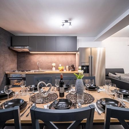 Villa Nesa - Beautiful Guest House At Continental Croatia With Outdoor Swimming Pool, Sauna And 3 Bedrooms Plaski Exterior photo